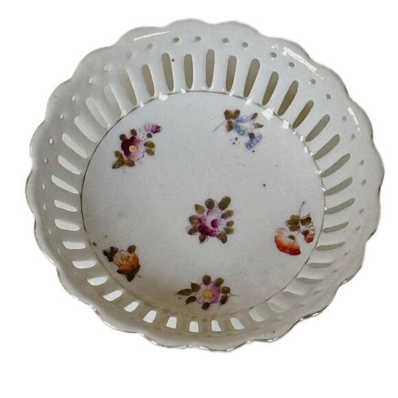 Vintage Japanese Porcelain Bowl with Turtle Mark | Hand-Painted Flowers - Picture 1 of 6